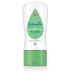 Johnson's Aloe & Vitamin E Baby Oil Gel